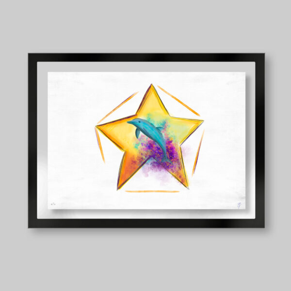 Grabado digital estilo acuarela. Titulo: Transformación. Un delfín dentro de una estrella en el centro y detrás una estrella que se unen sus puntas y forma un pentágono. Inspirado en el libro el niño de las estrellas.